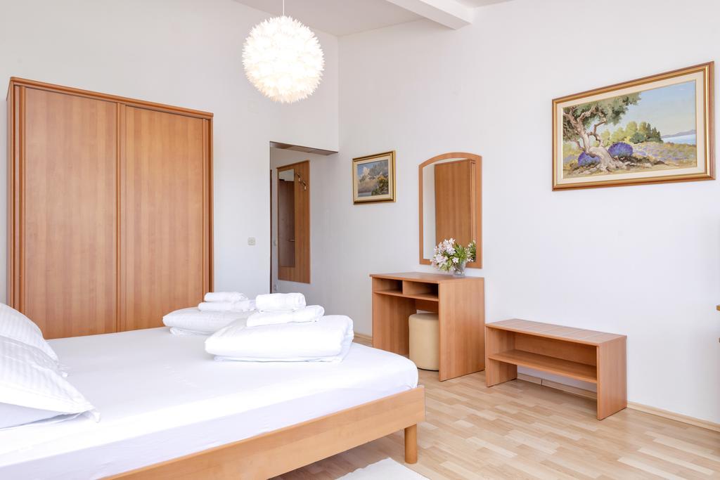 Apartamento Big Blue Jelsa  Exterior foto